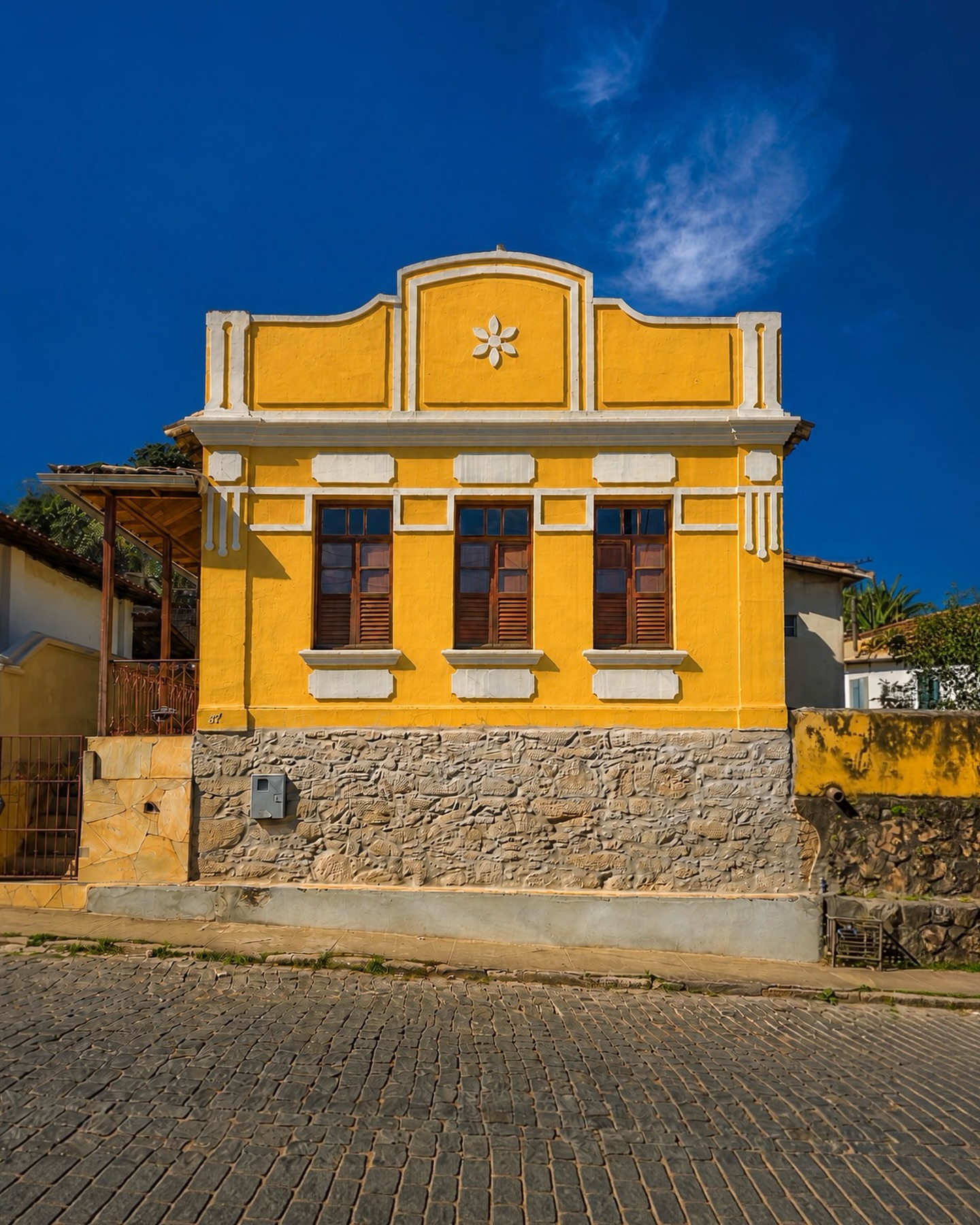 Bonfim guarda sua história nos detalhes.