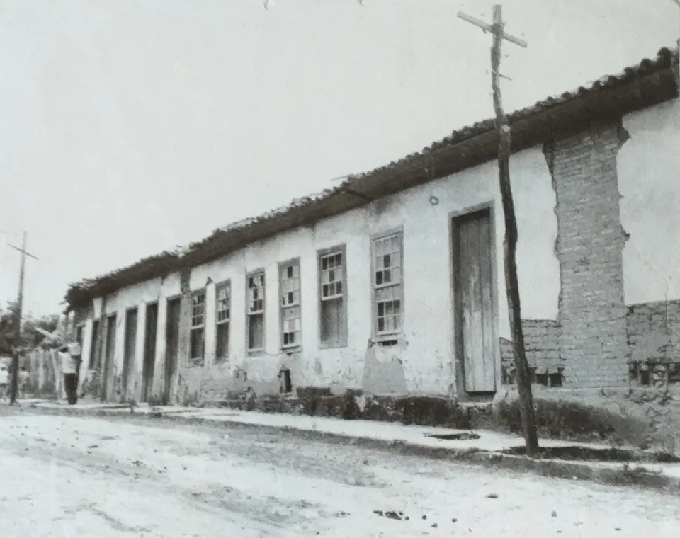 Fotografia histórica: Casarão antigo, Rua Melo Viana conhecida como rua de Baixo